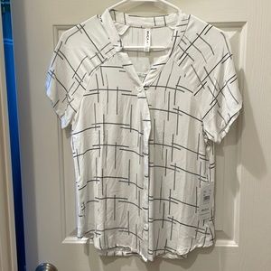 RVCA women blouse Size Medium